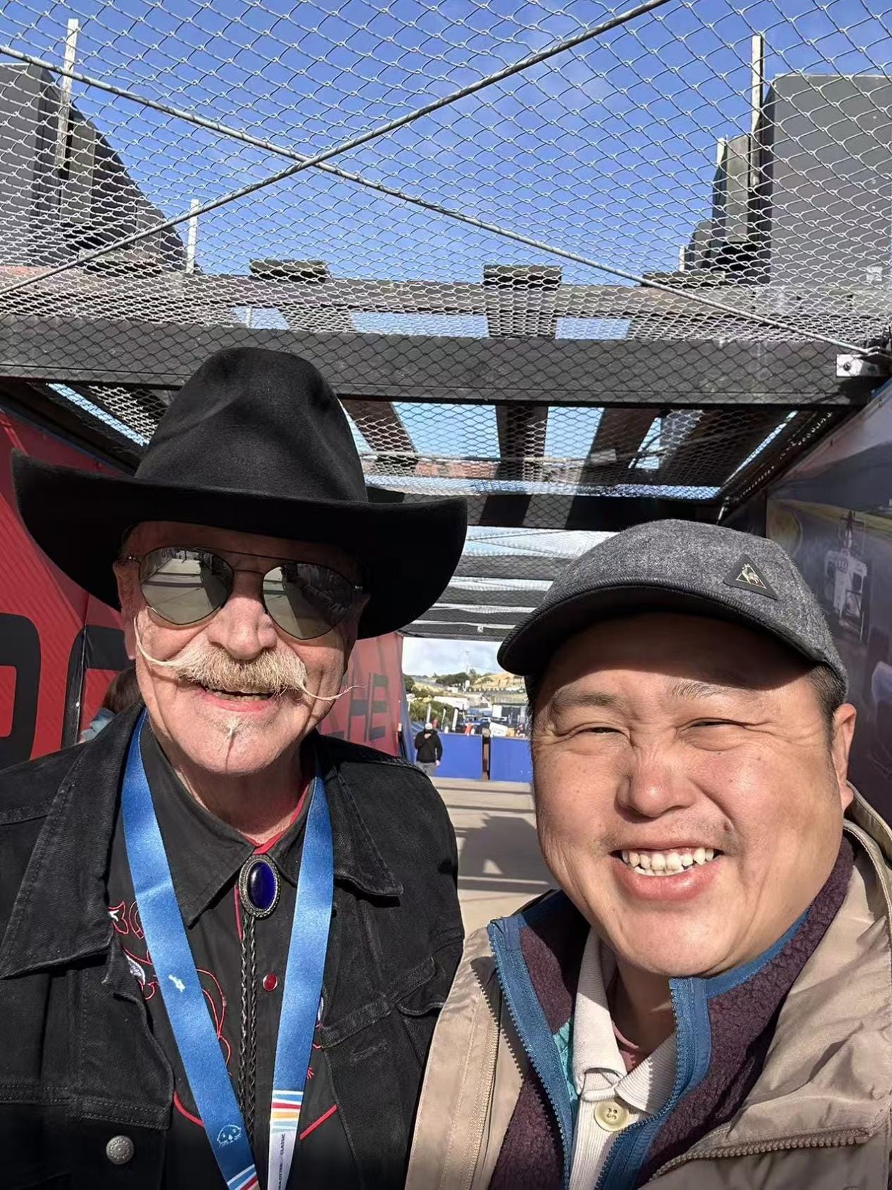 大橘與 Gary Fisher 合影