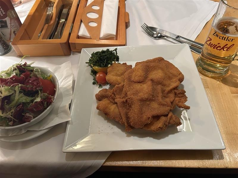 維也納炸豬排晚餐